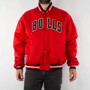 Starter | Vintage Basketball Satin Jacket | 1980s | Chicago Bulls | NBA Bomber Jacket | Quilted Satin Jacket | Michael Jordan | Made in USA