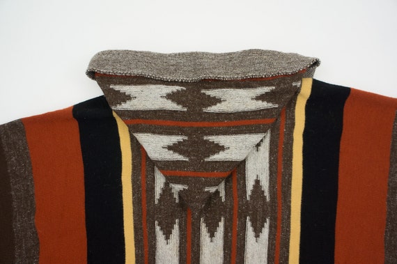 Cuddle Knit | Vintage Poncho | 1970s | Poncho wit… - image 9