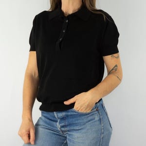 Vintage Women’s Knit Polo 1960s | Black Short Sleeves | Buttoned Polo Collar | Fluid Acetate | Mod Sixties Style | Made in France | Size M