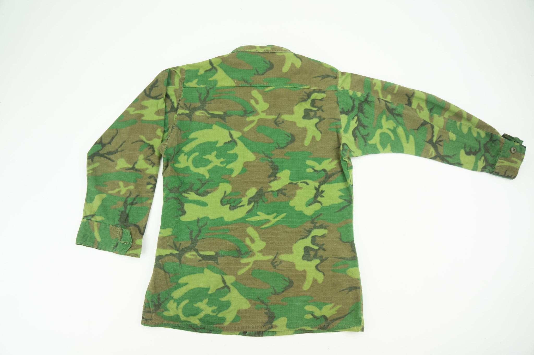 Vintage U.S. Army ERDL Camo Jungle Jacket 1970s | Vietnam War Era