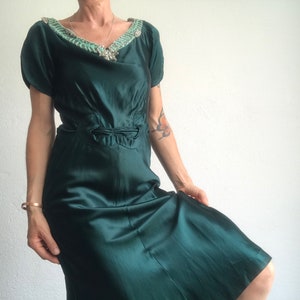 Vintage Silk Dress | 1940/50s | Sheath Dress with Rhinestone/Beads | Dark Green Evening Dress | Short Sleeves | French Couture | Size S/M