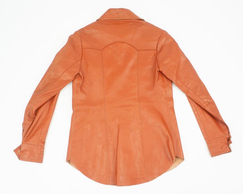 Vintage Brown Leather Jacket 1970s | Fitted Cut, Pointed Collar & Chest Pockets | S image 11
