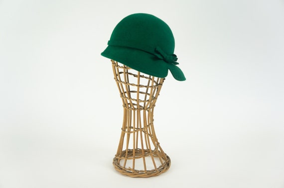 French Vintage Hat 1960s Green Felt 