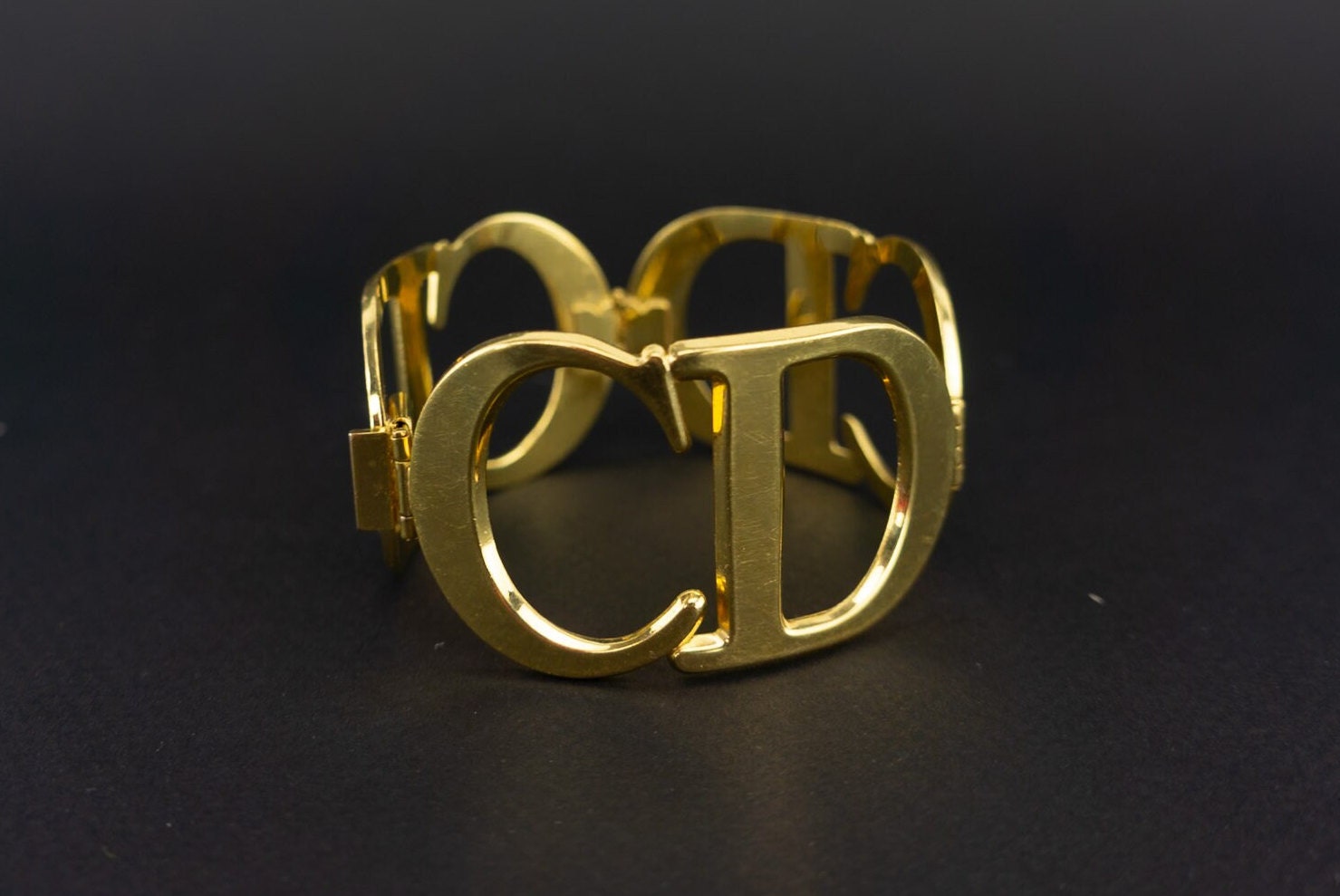 アクセサリー Dior Vintage CD Logo gold bracelet $_57.JPG?set_id=880000500F