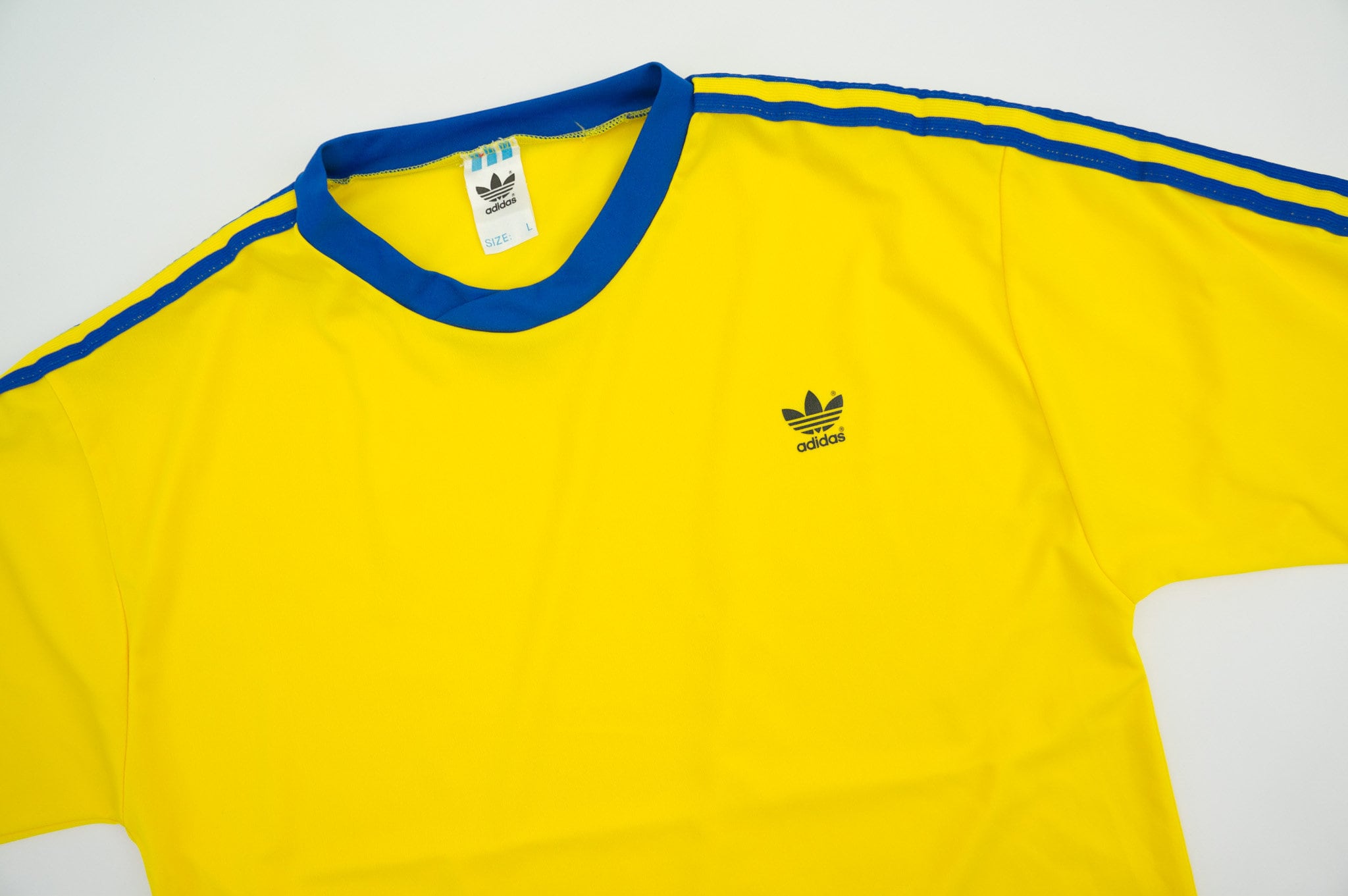 Adidas Vintage FuBball Jersey 1970er Jahre Langarm T Shirt Gelb und Blau 3 Streifen Kleeblatt Gefertigt in Deutschland Etsy