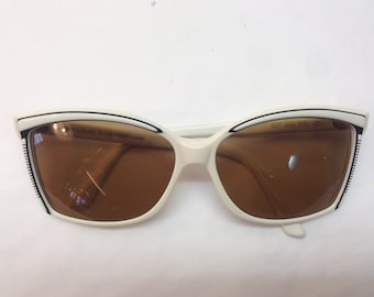 Jean-Louis Scherrer White & Brown trimmed sunglasses Jean-Louis Scherrer 875 219 – Vintage Frames Company main image 3