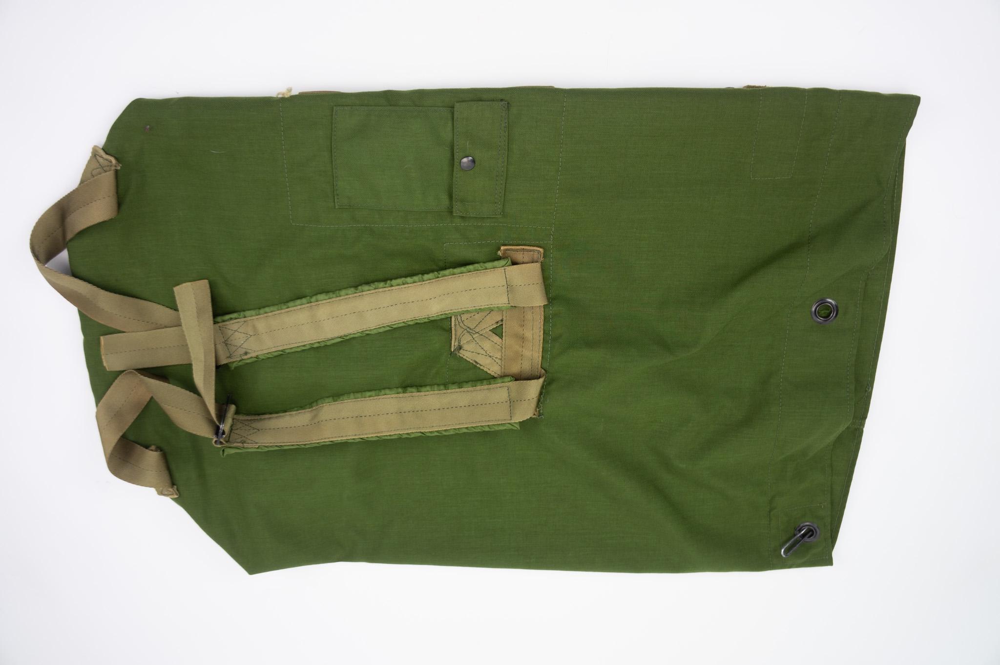 Vintage US Army Duffle Bag 1980s | Green OD7 Nylon Military Canvas
