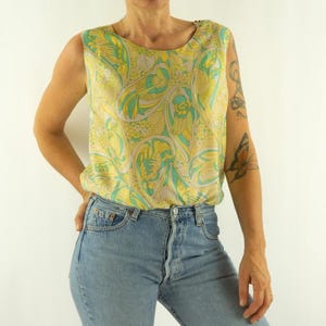 Vintage 1960er Seide Tank Top | Floral Barock Pucci Style Print in Gelb & Grün | schicke Retro Sommer Bluse | 100% Seide | Grösse M