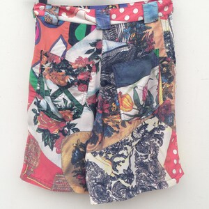 Moschino Jeans Vintage Bermuda 1980s Short à Motif Floral / Baroque Multicolore Short à Taille Haute Made in Italie Taille S/M image 8