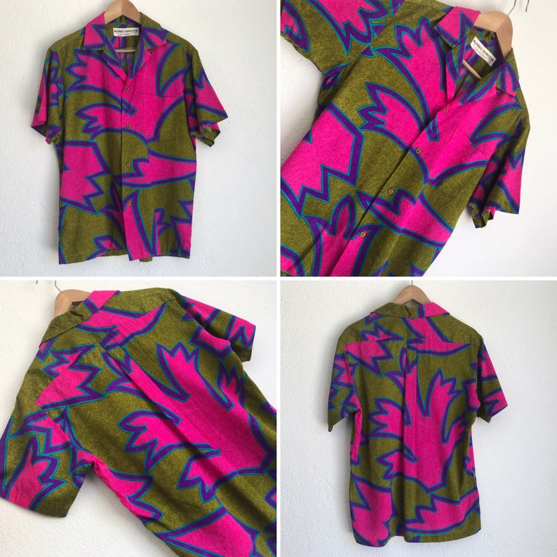 Abstract print Alfred Shaheen Bright colors Brass buttons 1960s Hawaiian Shirt Aloha shirt Size M Vintage