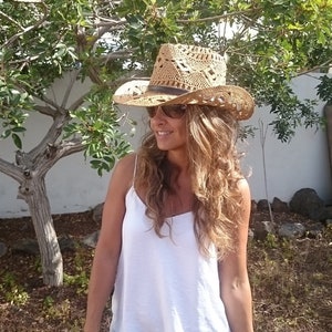 Classic simple hat, womens hat, beach hat, trendy hat, womens straw hats, sun hat womens, summer hats, womens hats