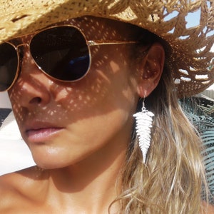 Pendientes de plata con cuentas colgantes • Regalo de joyería personalizado para ella • Pendientes bohemios con cuentas colgantes • Joyería hecha a mano por kekugi