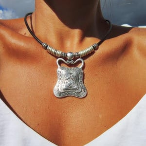 Handgemachte Boho Halskette personalisierte Schmuck Geschenke, Geburtstagsgeschenk für sie, Boho Halskette benutzerdefinierte Schmuck Geschenk von kekugi