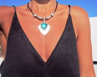 emerald green stone necklace, Bohemian jewelry, boho necklace, stone jewelry, boho jewelry, handmade jewelry, bohemian necklaces