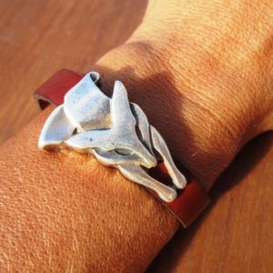 fox handmade jewelry, silver charm bracelets made with genuine leather, bohemian jewelry best selling ítems by kekugi