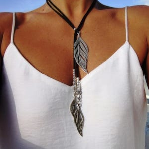feather  boho chic silver pendant necklace, bohemian boho chic jewelry, leather handmade jewelry designs by kekugi, gift ideas for her