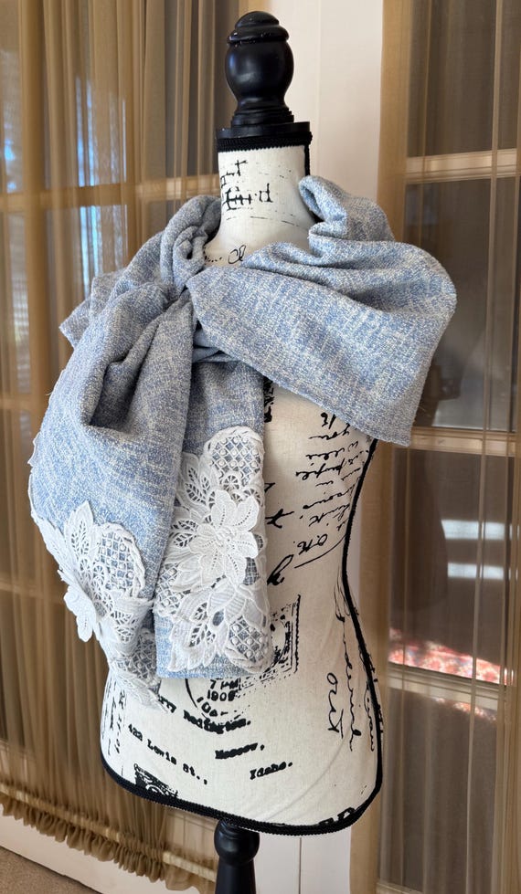 The Arabesque® Handmade Rich & Elegant Scarf With A Beautiful Lace - Day and Evening, Elegant Wear Accessory, Wedding Attire