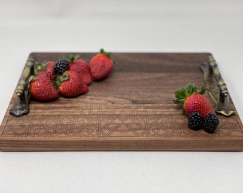 The Arabesque® Decorative Wooden Tray  With Medieval Islamic Geometric Engraved Arabesque Pattern. Cheese Plate; Serving Tray; Coffee Tray
