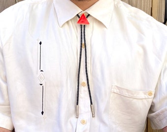 Rode driehoek keramische bolero, geometrische bolero
