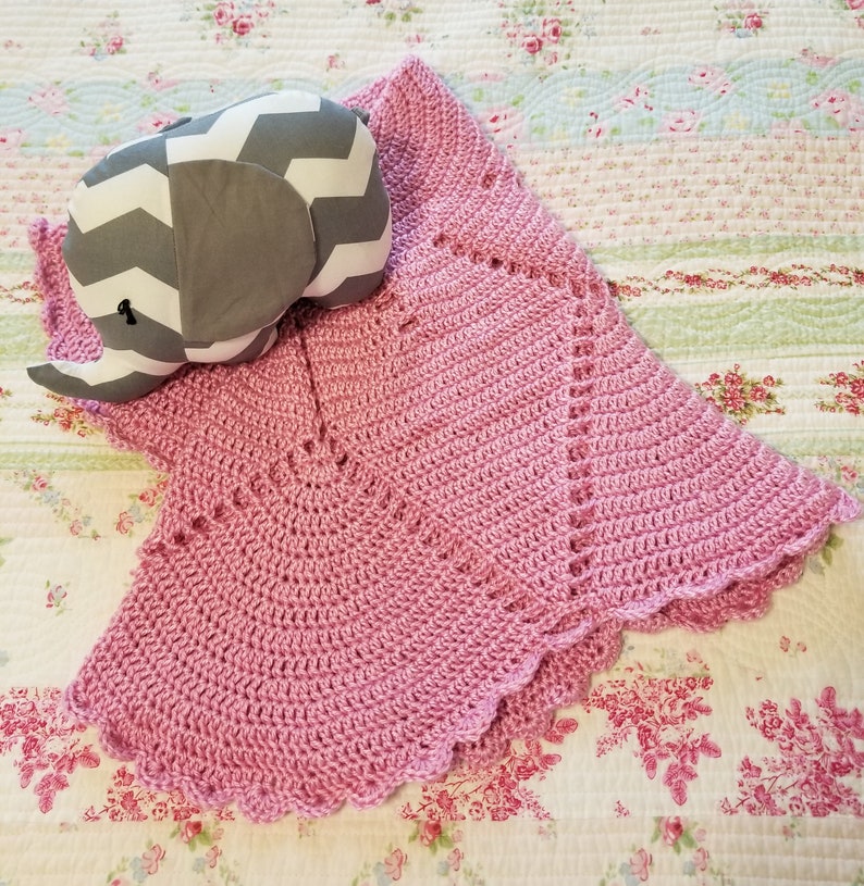 Crocheted Graceful Baby Blanket