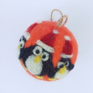 Penguin Christmas ornament, felt Christmas ornament, Christmas tree ornament, felt penguin art, felt art, Christmas penguins, penguin decor