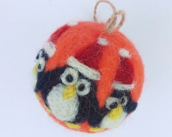 Penguin Christmas ornament, felt Christmas ornament, Christmas tree ornament, felt penguin art, felt art, Christmas penguins, penguin decor