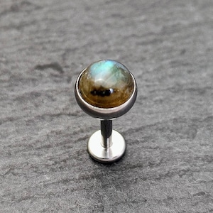 Labret en labradorite - Pierres précieuses de 5 mm - Acier chirurgical - Dos plat - Calibre 16 ou Calibre 14