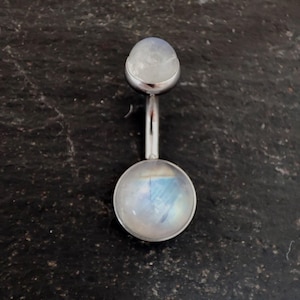 Bauchnabelpiercing mit Regenbogenmondstein: Chirurgenstahl, 14 Gauge