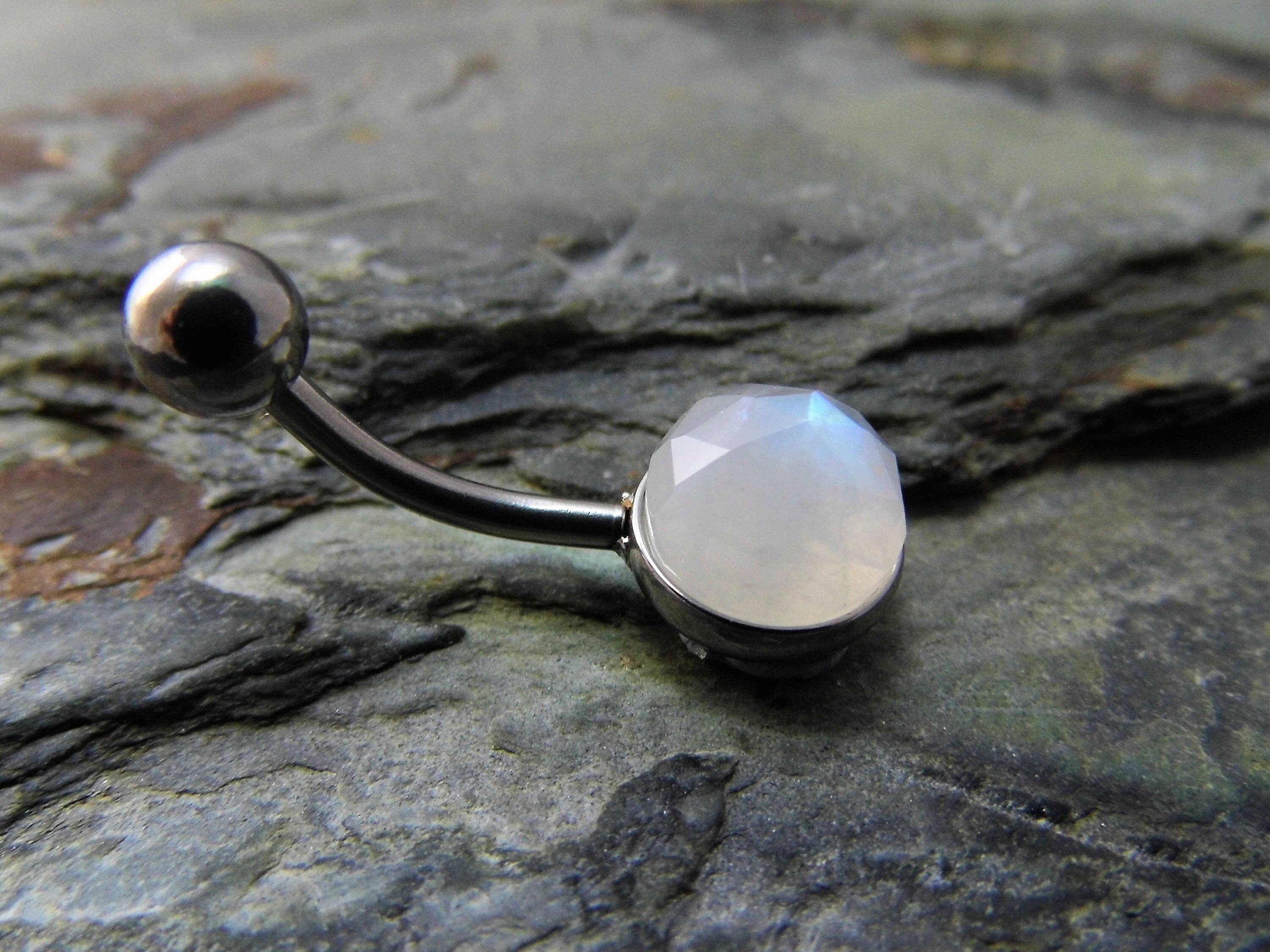 Natural Moonstone Belly Bar - 316l Steel - Rose Cut Moonstone Belly R…