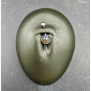 Rose Cut Labradorite Belly Ring: Surgical Steel Internally Threaded Bar