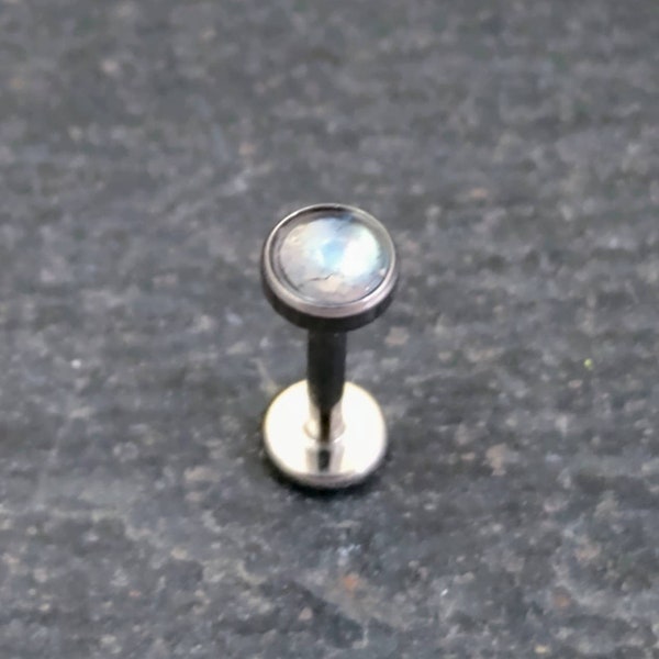 Natural Labradorite Labret Stud - 3mm gem -  Surgical Steel 316L - Helix Earring - Conch - Tragus