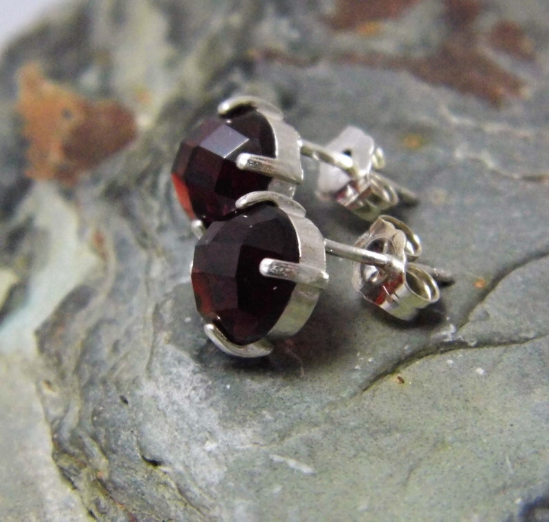 4 Claw Sterling Silver Setting Garnet Stud Earrings Checkerboard Cut 8mm Garnet Earrings