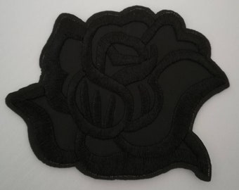 2"-2P Black Rose Embroidered IronOn Patch/Sew Applique Motif Goth Punk Alt Emo 