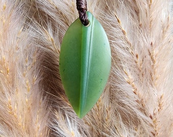 Canadian Nephrite Jade Pendant, Leaf