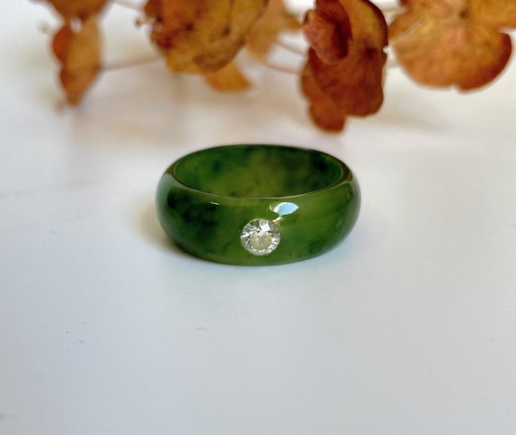 Jade ring band outlet