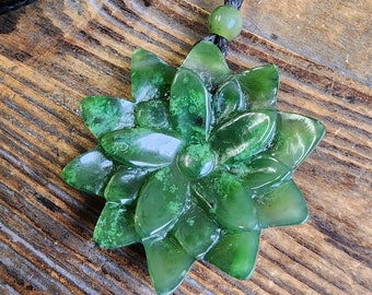 Canadian Nephrite Jade Flower pendant, 38mm
