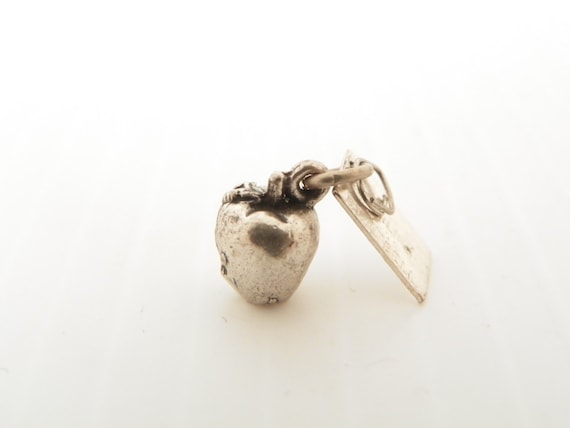 apple charm