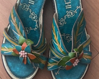 Vintage Saachi Sandles Handmade Rare size 5 /38