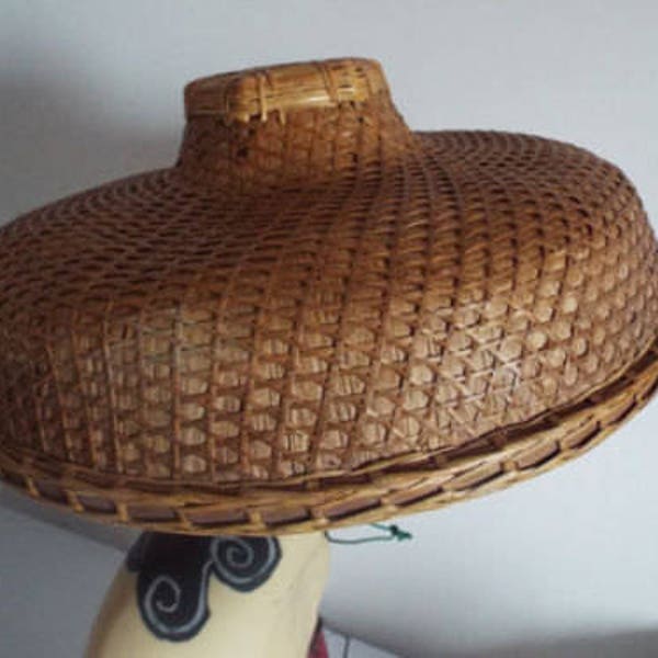 Vintage Ladies Hat 1930/40  Coolie Straw Hat Genuine Fab Intricate Detailed  Design REDUCED