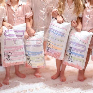 Almohada acurrucada personalizada con nombre para niños y adolescentes, 30 x 45 cm