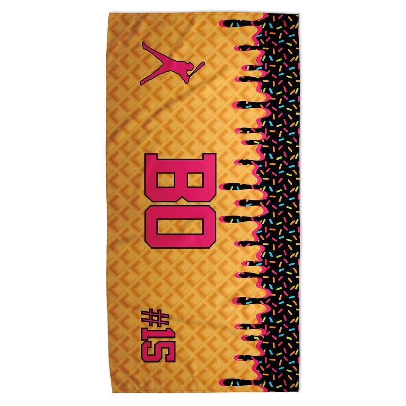 Serviette de plage personnalisée de baseball goutte à goutte crème glacée pour garçons, serviette de plage goutte à goutte, serviette de piscine, cadeau d'équipe, cadeau de baseball pour jeunes Blackberry Crush
