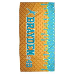 Serviette de plage personnalisée de baseball goutte à goutte crème glacée pour garçons, serviette de plage goutte à goutte, serviette de piscine, cadeau d'équipe, cadeau de baseball pour jeunes Blueberry Crush