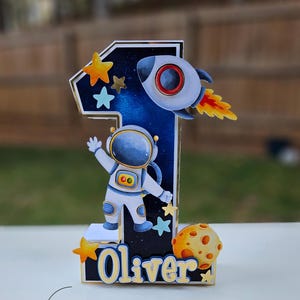 3D Space Number Decor, 8.5&quot; Tall- AstronautRocket, Stars & Moon - Galaxy Party Centerpiece for Boy Birthday, LIGHTWEIGHT item