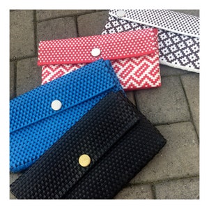 Big woven clutch. Handcrafted bags. Mexican bag. Woven bags. Plastic bags. Spring clutch bags. Boho bags image 3