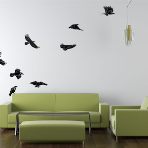 Calcomanía de vinilo de pared enorme con cuervos volando © 2013 Calcomanías con cordones SKU:Calcomanía de pared con cuervos voladores