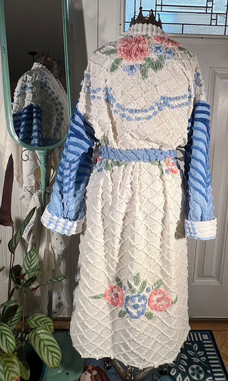 Large Unusual hobnail Flower Garden Chenille Bathrobe Etsy