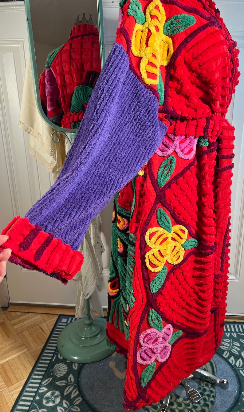 3XL glorious and plush Red Hat Society Peacock chenille bathrobe upcycled from vintage hand tufted chenille bedspreads image 7