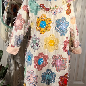 Large Heavy Tied Grandmothers Flower Garden Quilt Coat With - Etsy