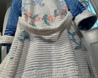 Large heavy “Border Flowers” vintage chenille bathrobe upcycled from combo hobnail and chenille bedspread