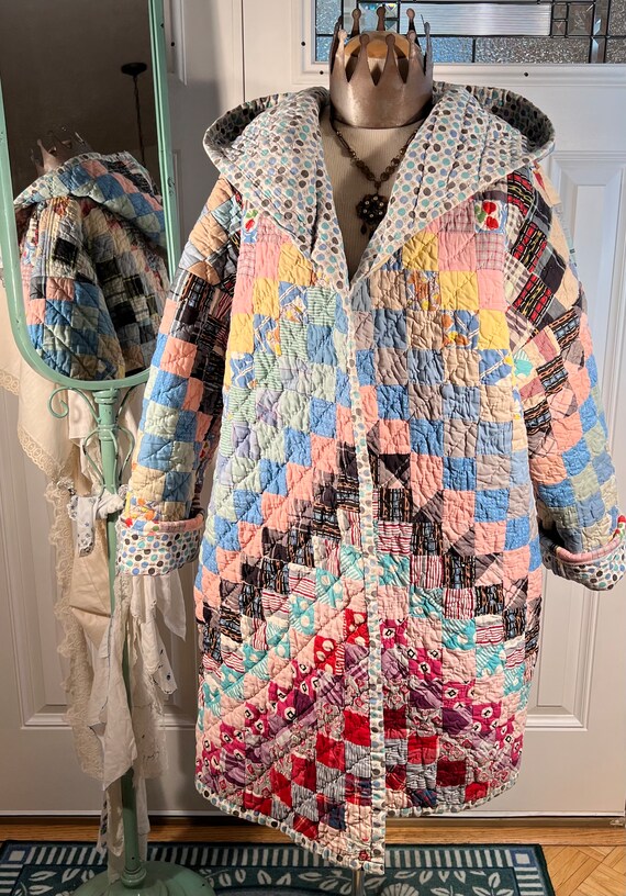 Large Thick Snd Heavy 'trip Around the World' Pattern Patchwork